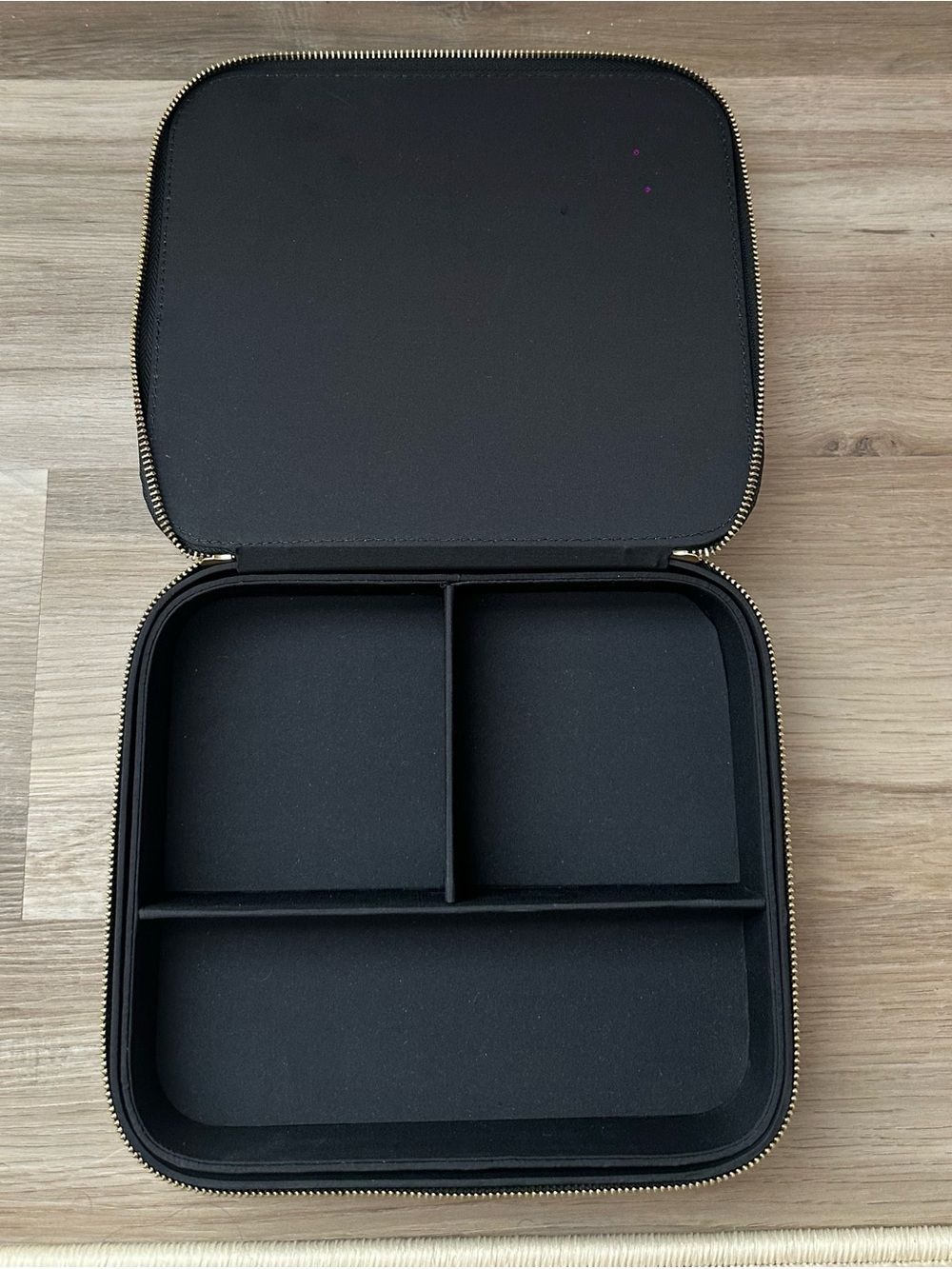 CHANEL Make Up Box Black Leather BEAUTE Pouch Limited box black make up. - Picture 5 of 5